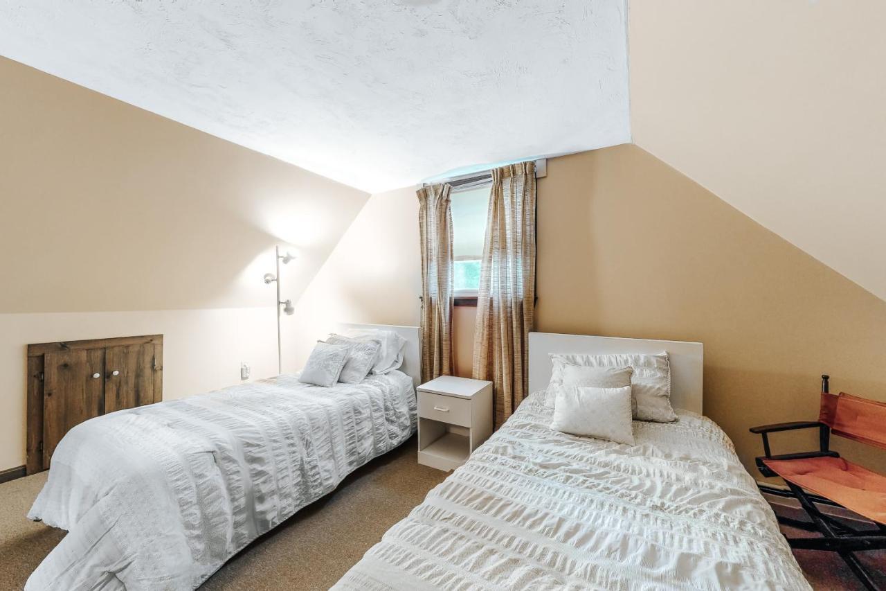 Lake Shore Living Falmouth Extérieur photo